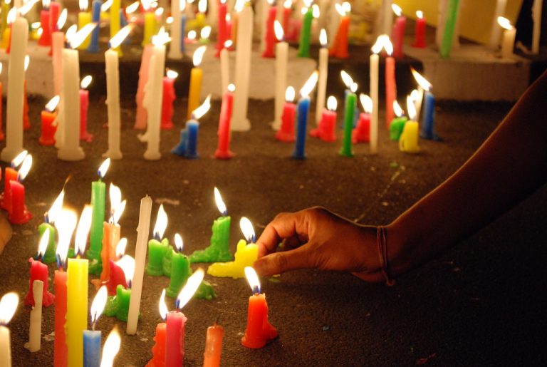 Light up Your Life with Candle Making in Singapore